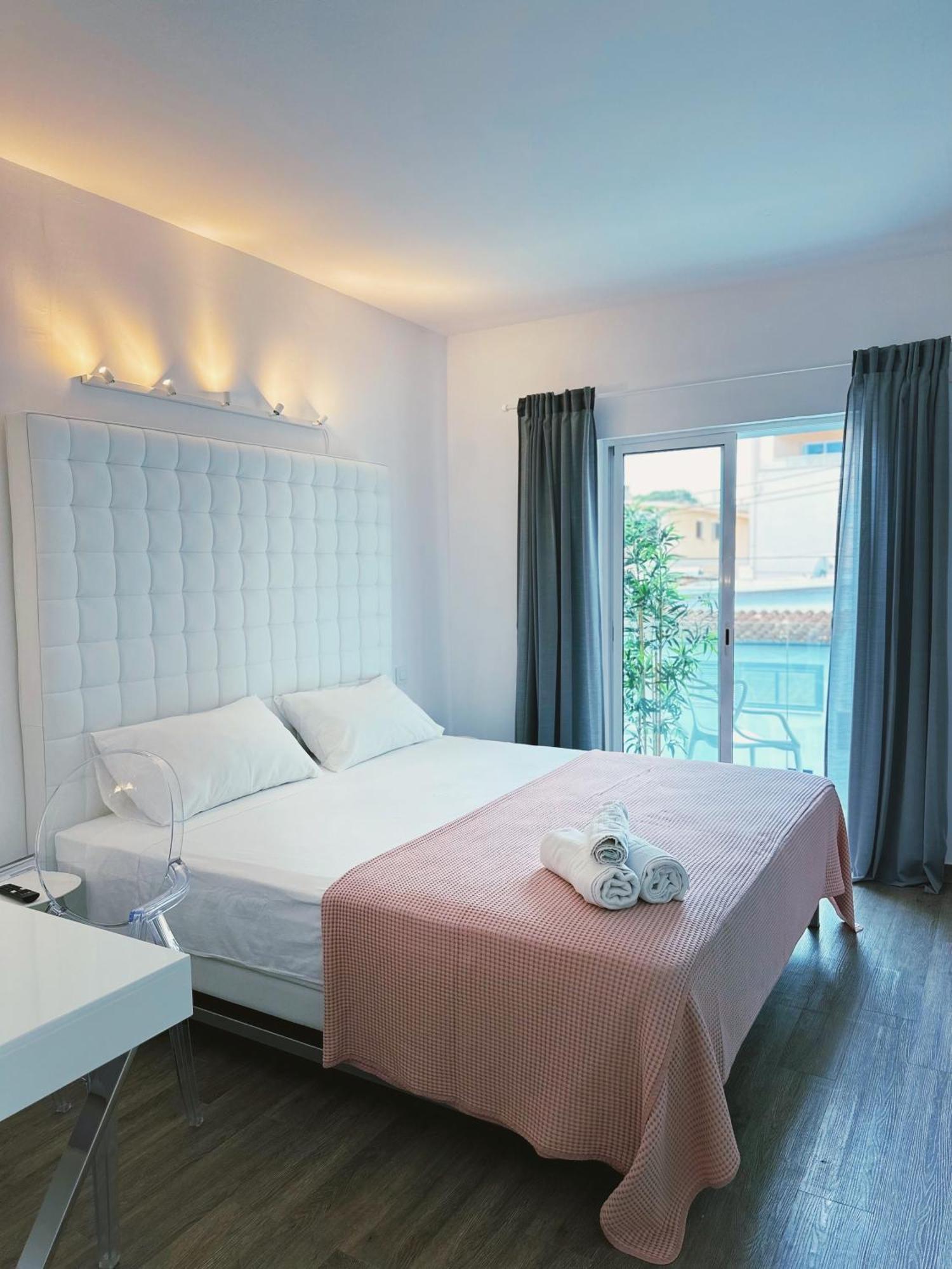 Bhc Boutique Hostal Cala Millor 칼라 미요르 외부 사진